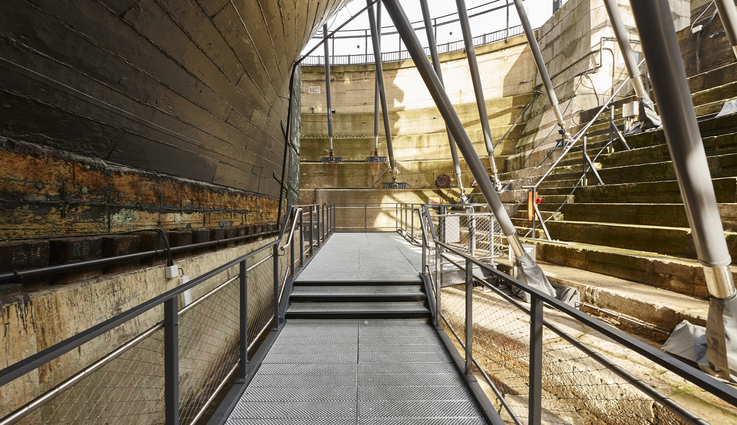 HMS Victory OPTIMO Gratings Treads O5M Public Stairs Landings Walkways 069