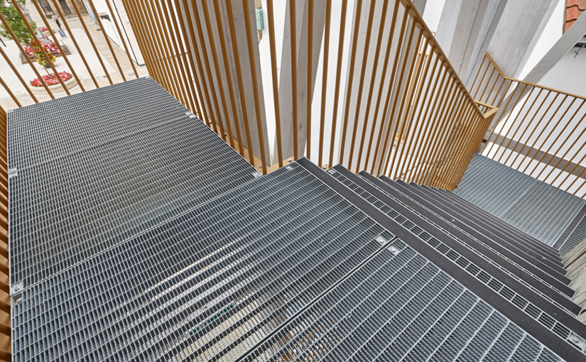 Strength, precision and flexibility for demanding grating projects