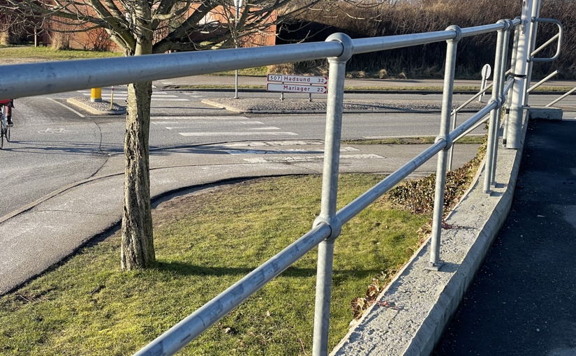 ABC Supermarket Guardrail Handrail System Parking Lot 33