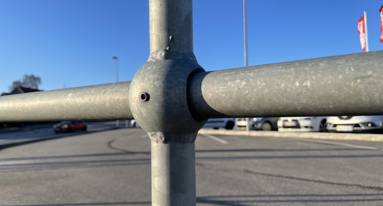 ABC Supermarket Guardrail Handrail System Parking Lot 05 (1)