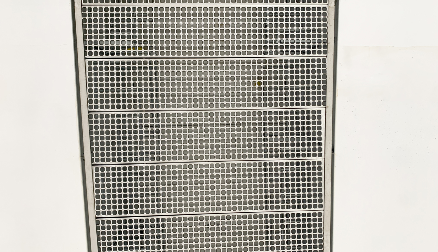 Hising Bridge CUBE Gratings Plain Ceiling 3175
