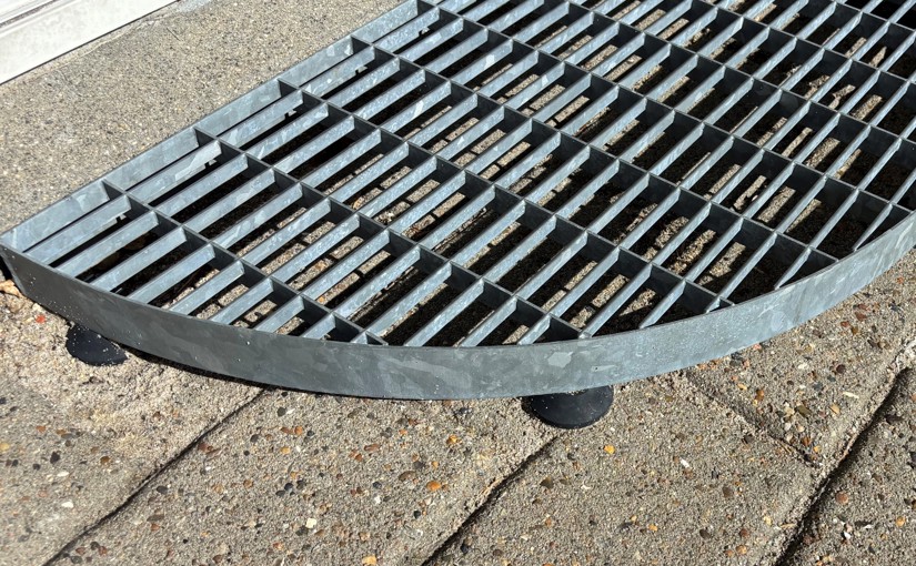 Trinrist Luna Futura